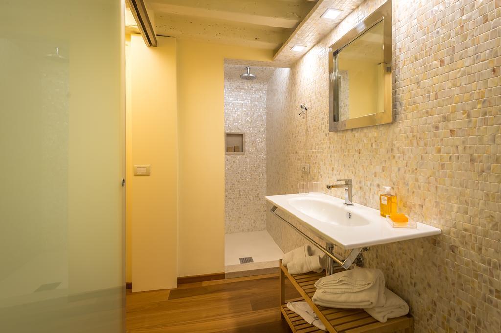 Apartments Moon Or Dama เวนิส ภายนอก รูปภาพ